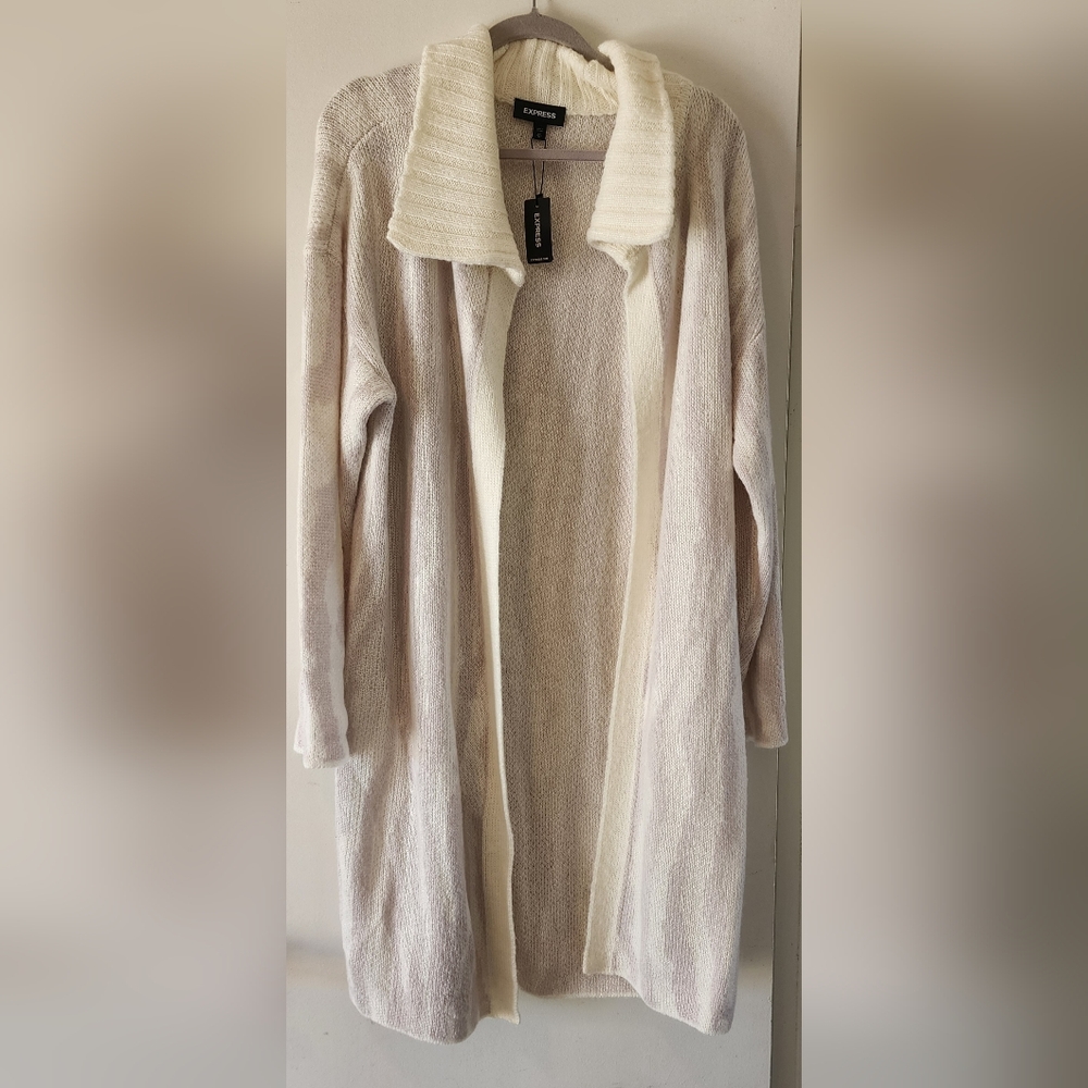 NWT Express Long Cardigan Sweater Cream with Subtle Lavendar Animal Print Size M